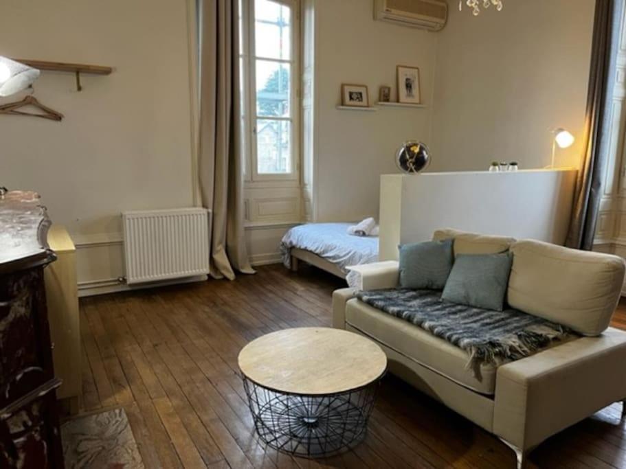 #Le Maitre Du Navire - Grand Studio - Hyper Centre Apartment บรีฟ-ลา-เกยยาร์ด ภายนอก รูปภาพ
