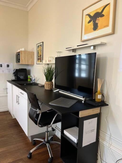 #Le Maitre Du Navire - Grand Studio - Hyper Centre Apartment บรีฟ-ลา-เกยยาร์ด ภายนอก รูปภาพ